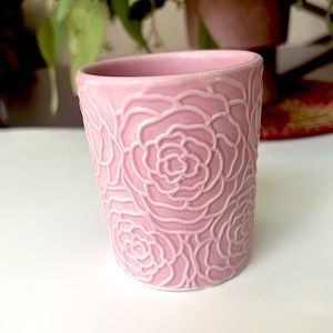 Vintage  Pink 8 oz Cup in excellent condition , Raised Floral Design